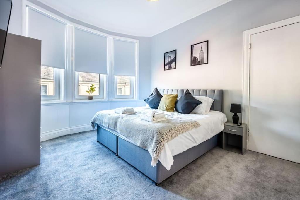Kali - Spacious 3 Bed In * Уишо