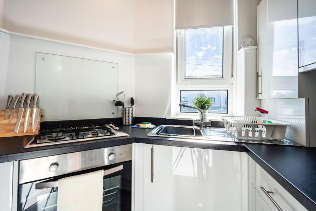 Апартаменты Kali - Spacious 3 Bed In